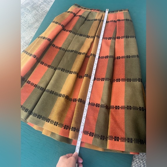 Nelly de Grab Vintage Skirt 100% Virgin Wool Rare Pleated A-Line - Picture 11 of 11
